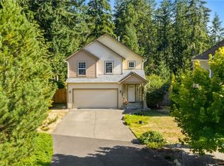 9421 Fairhill Dr NE, Lacey, WA 98516