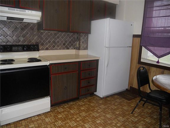 2nd image of 301 Galster Ave