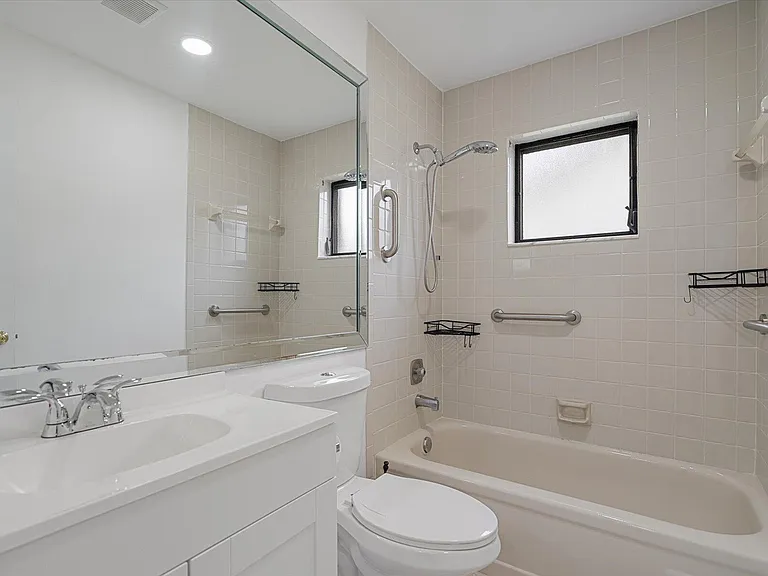 6510 Olivewood Cir — Photo 19