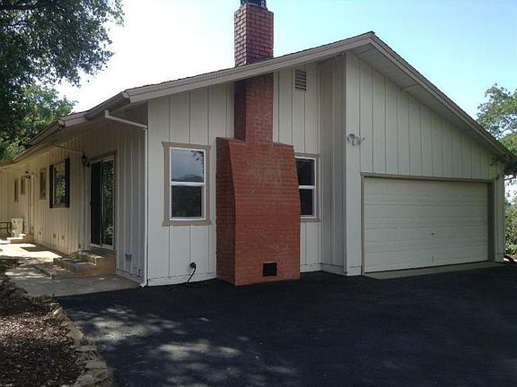 3rd image of 20215 Gibbs Dr