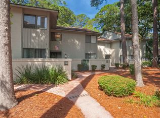 90 Gloucester Rd APT 203, Hilton Head Island, SC 29928