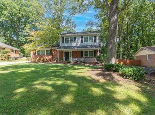 3012 Stratford Dr, Greensboro, NC 27408