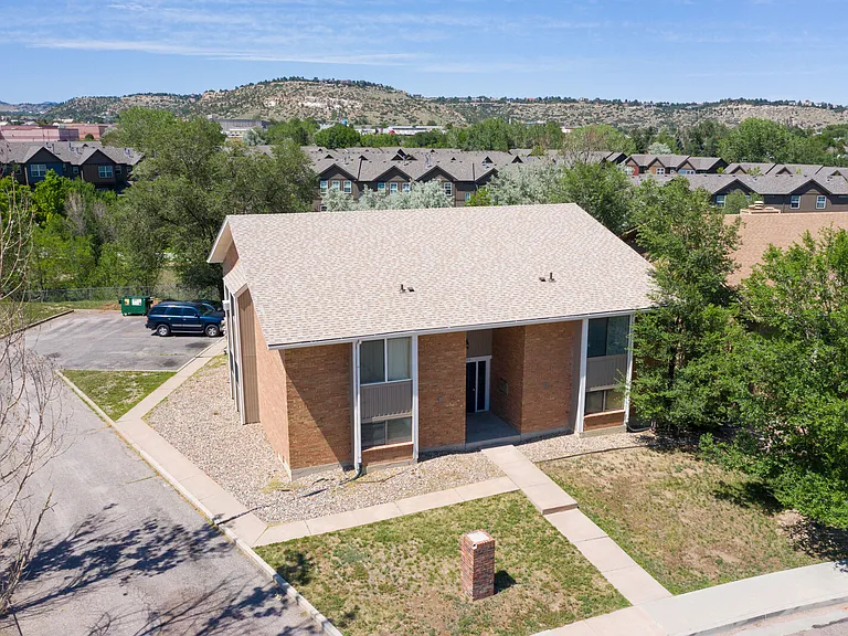 1140 Holli Springs Ln #D — Photo 20