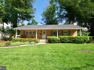 13823 Dowlais Dr, Rockville, MD 20853