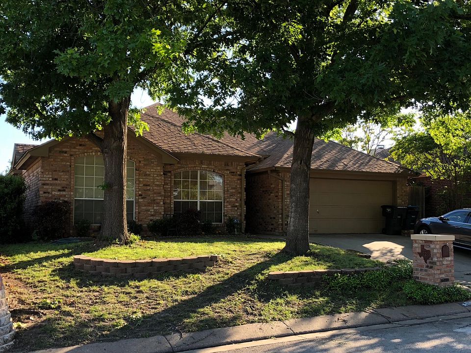 1st image of 10233 Maria Dr