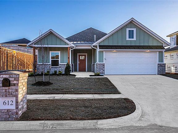 2nd image of 612 NW 183rd St