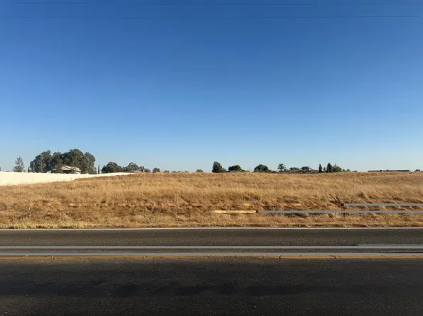 2 Avenue 21, Madera, CA 93638