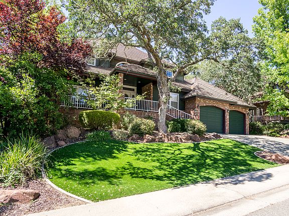 2nd image of 145 Carmody Cir
