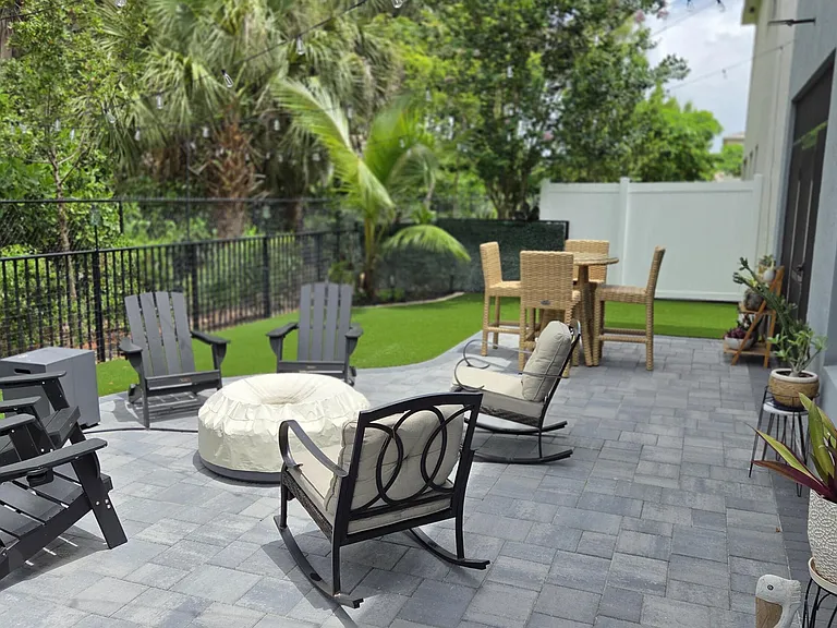 6668 Pointe Of Woods Dr — Photo 44