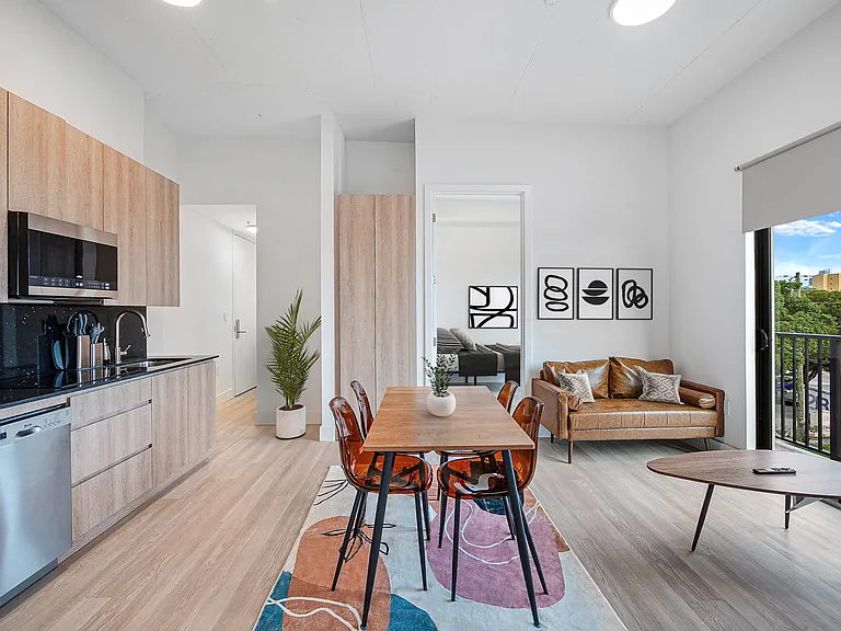 Plum Apartments — Photo 25