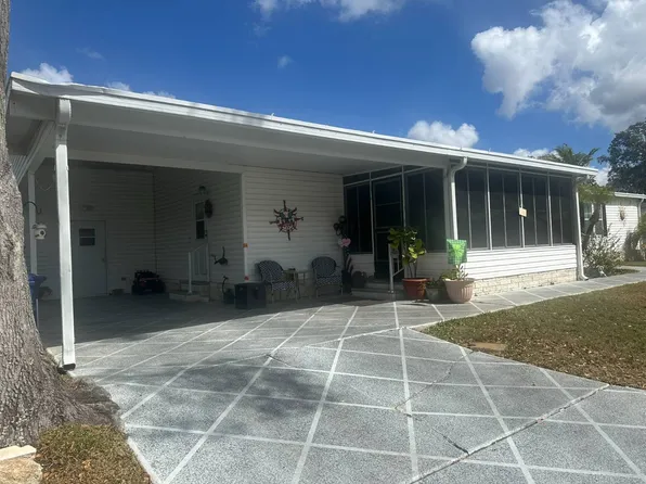 8211 Monitor Dr, New Port Richey, FL 34653