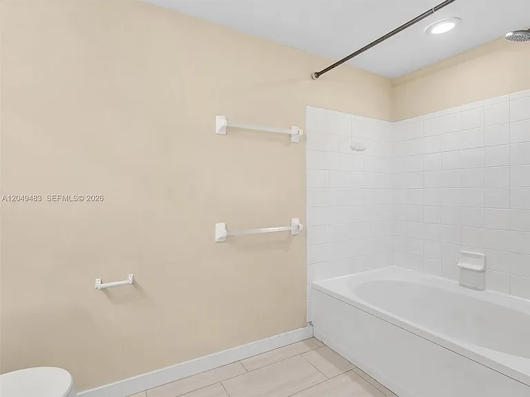 60 Key West Ct #60 — Photo 25
