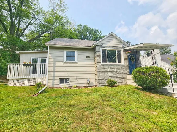 642 Stacia Dr, Elmira, NY 14904