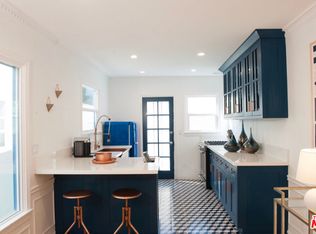 133 S Roxbury Dr APT B, Beverly Hills, CA 90212