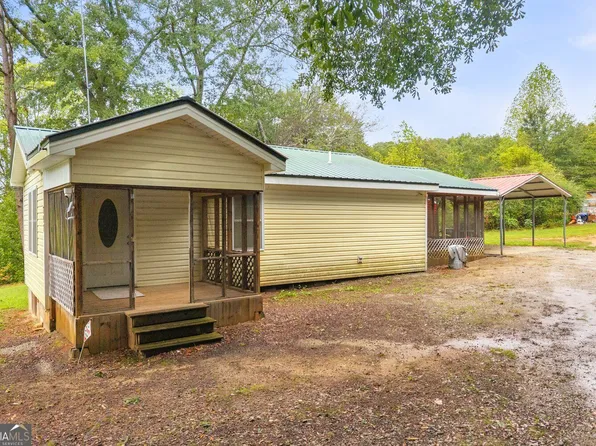 393 N Red Rock Rd, Toccoa, GA 30577