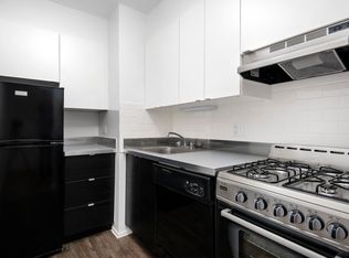 537 W. Melrose St, Chicago, IL 60657