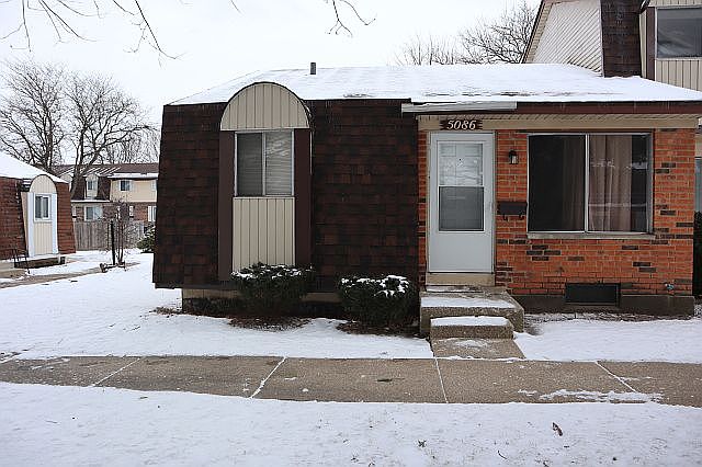 1st image of 5086 Euclid Ln