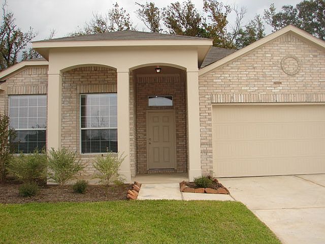 Elegant 1 story home