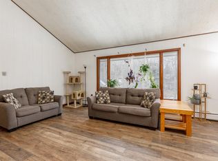 3232 S Scenic Hwy, Frankfort, MI 49635