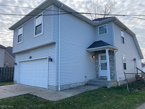 2nd image of 1444 E 263rd St