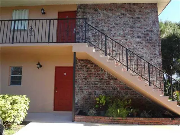 1982 SW Palm City Rd APT E, Stuart, FL 34994