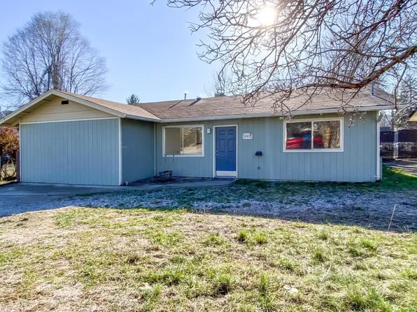 643 Yama St, Yreka, CA 96097