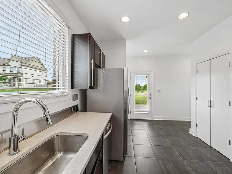 1525 Forest Lake Dr #1585 — Photo 49
