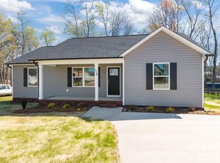 526 W Stokes St, China Grove, NC 28023