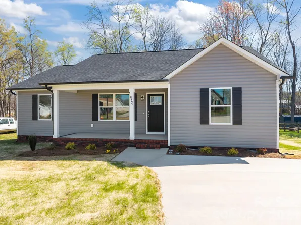526 W Stokes St, China Grove, NC 28023