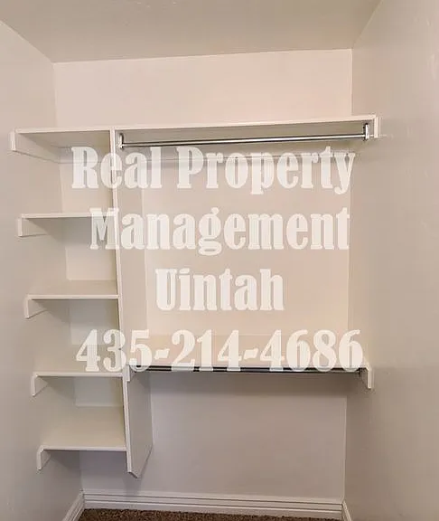 449 E Red Fox Ln — Photo 19