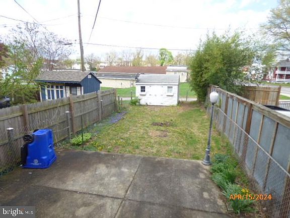 3rd image of 69 Westside Ave