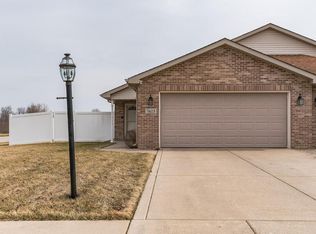 7615 Harrison St, Merrillville, IN 46410