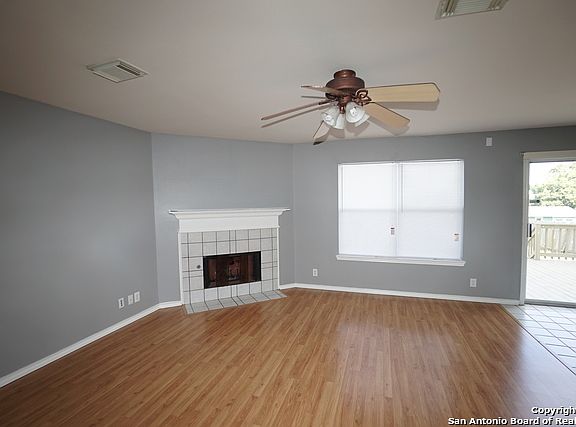 4th image of 10230 Southcreek