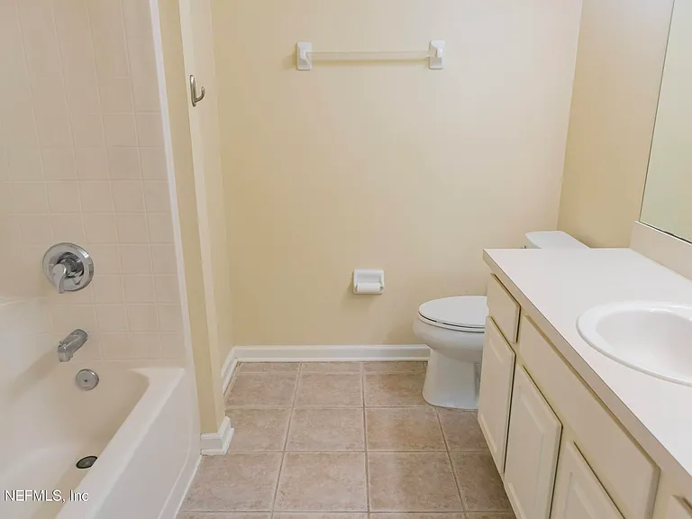3514 Twisted Tree Ln — Photo 11