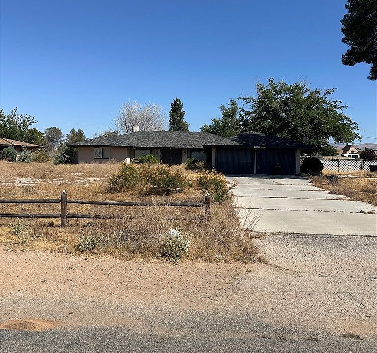 1st image of 14065 Hopi Rd