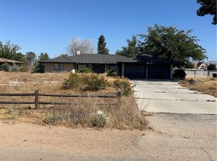 14065 Hopi Rd, Apple Valley, CA 92307