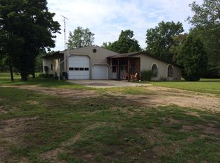 26048 Grant Rd, South Bend, IN 46619