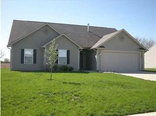 702 Appaloosa Dr, Bargersville, IN 46106