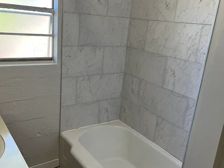 104 Katherine St NE #23 — Photo 9