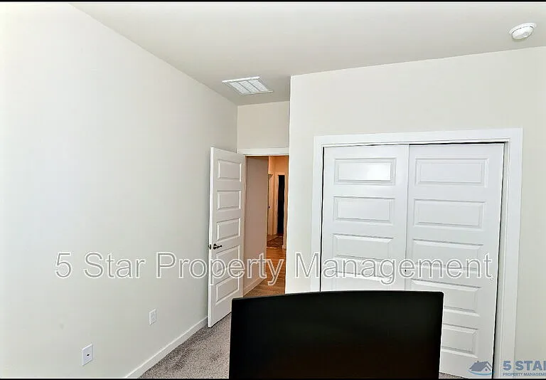 15237 Ambition Ave — Photo 28