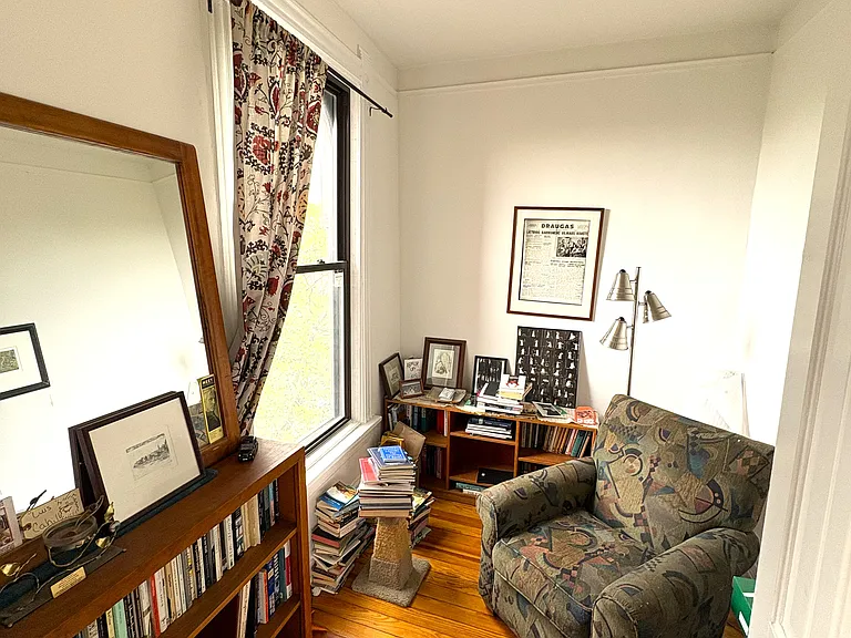 1437 W Ohio St #4 — Photo 7