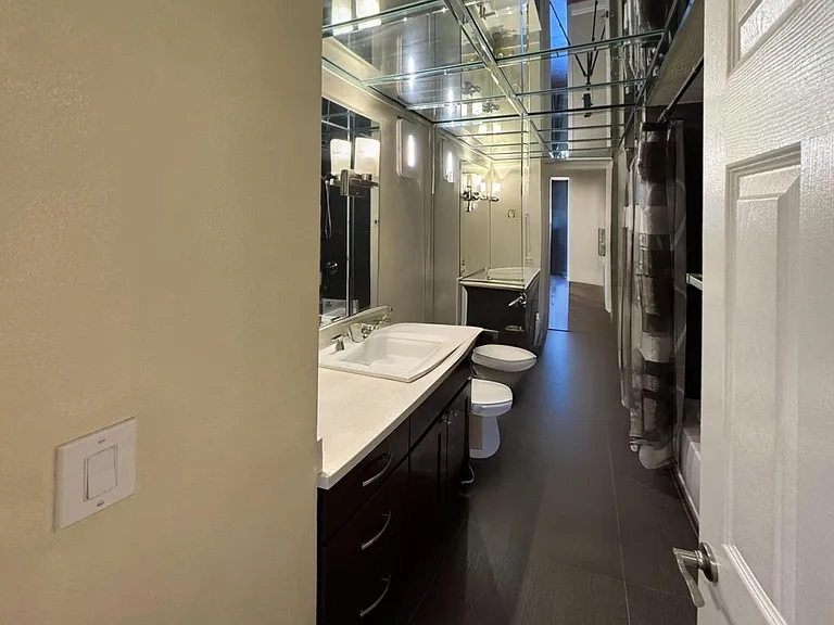 10535 Wilshire Blvd #1402 — Photo 18