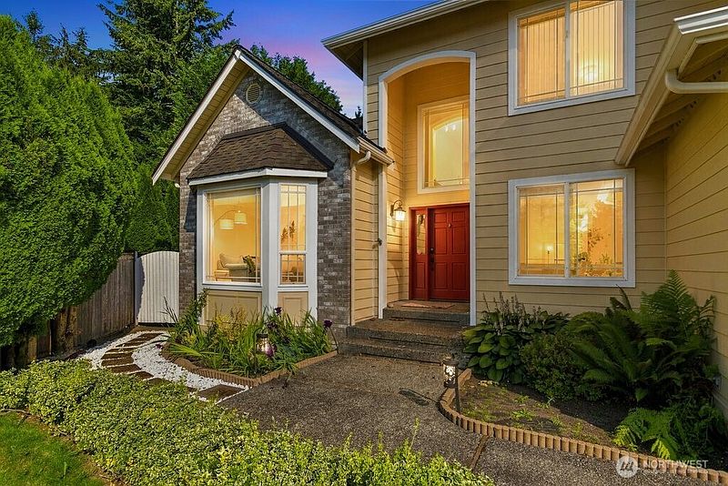 2nd image of 6020 156th Street SE