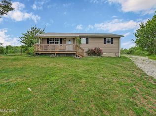 921 Barney Holt Rd, Jamestown, TN 38556