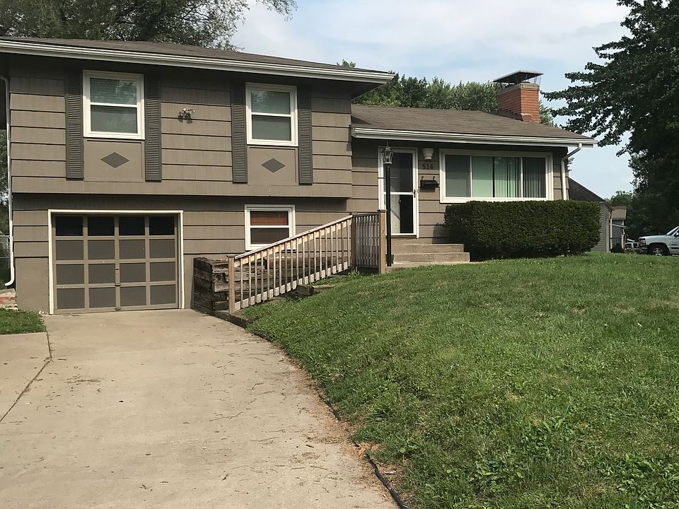 1st image of 514 NW Carroll Dr