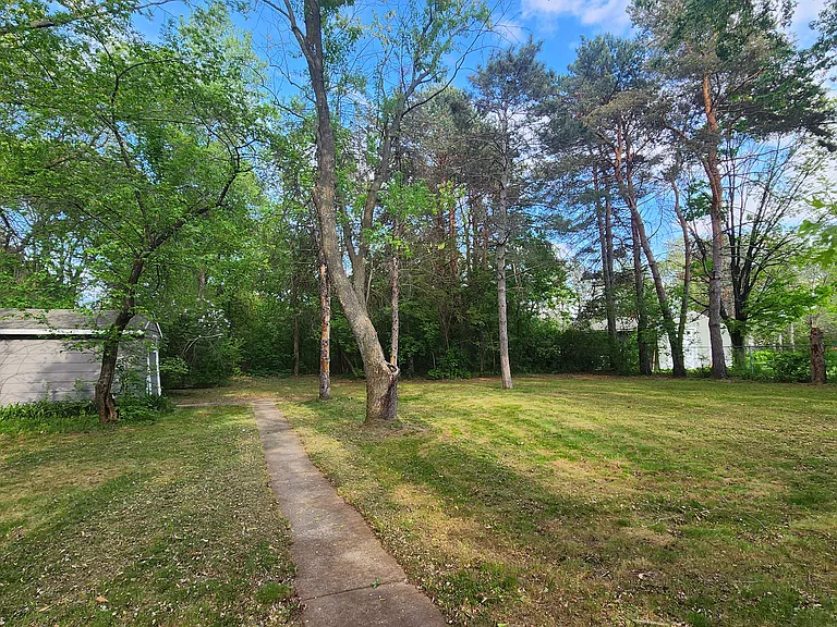 8949 Xylite St NE — Photo 22