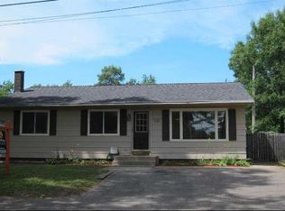229 W Hiawatha Dr, Wisconsin Dells, WI 53965