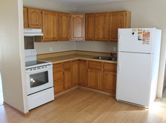 3rd image of 604 7th Ave SE