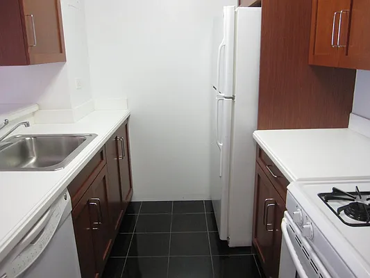 Rented by Bold New York | media 36