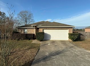 8132 8th St, Laurel Hill, FL 32567